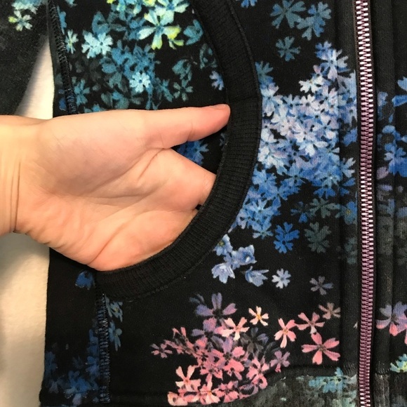 Lululemon black blue scuba hoodie petal pop 4 - Picture 2 of 9